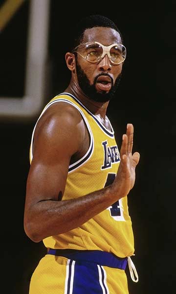 1982年NBA状元：北卡罗来纳大学-詹姆斯-沃西(James Worthy)