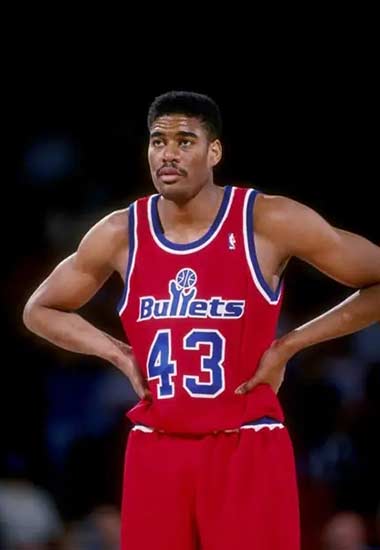 1989年NBA状元：路易斯维尔大学-佩维斯-埃里森(Pervis Ellison)